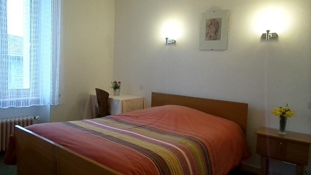 Hotel La Vie En Rose Le Brugeron Ruang foto